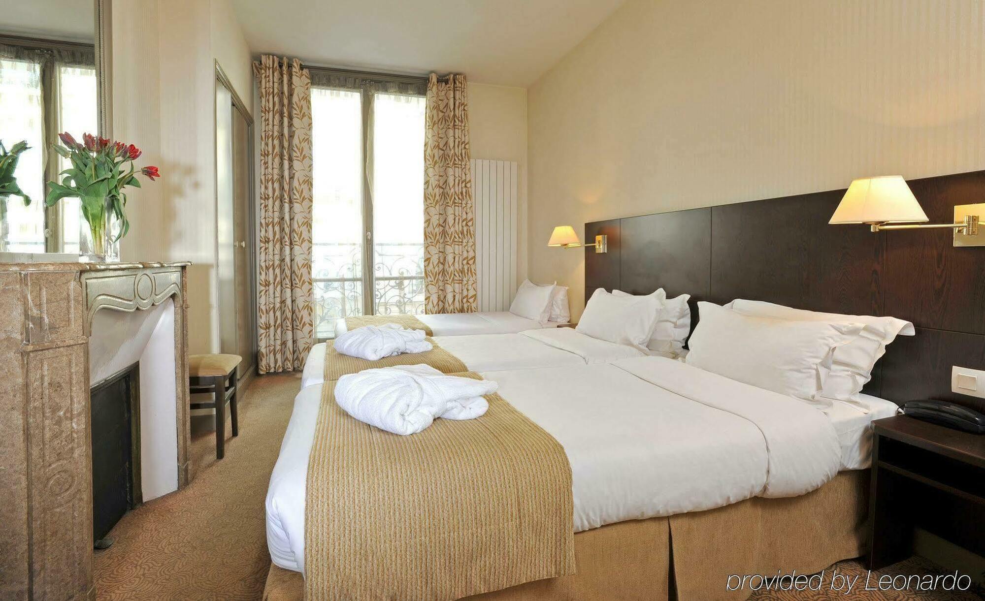 ホテル ヴァノー サン ジェルマン パリ エクステリア 写真